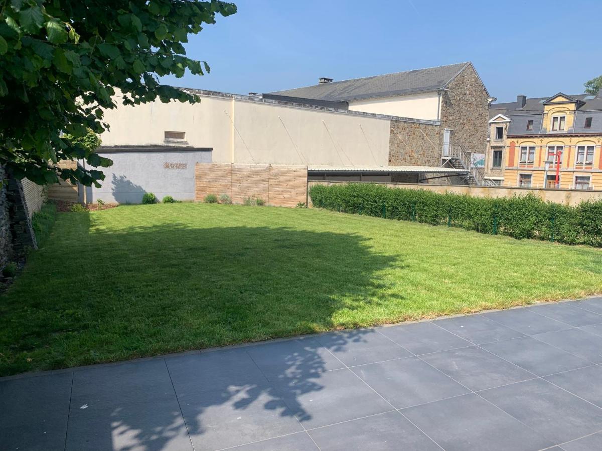 Maison En Plein Centre Avec Terrasse Et Jardin Vielsalm Buitenkant foto